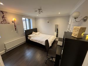 Photo 4- click for photo gallery